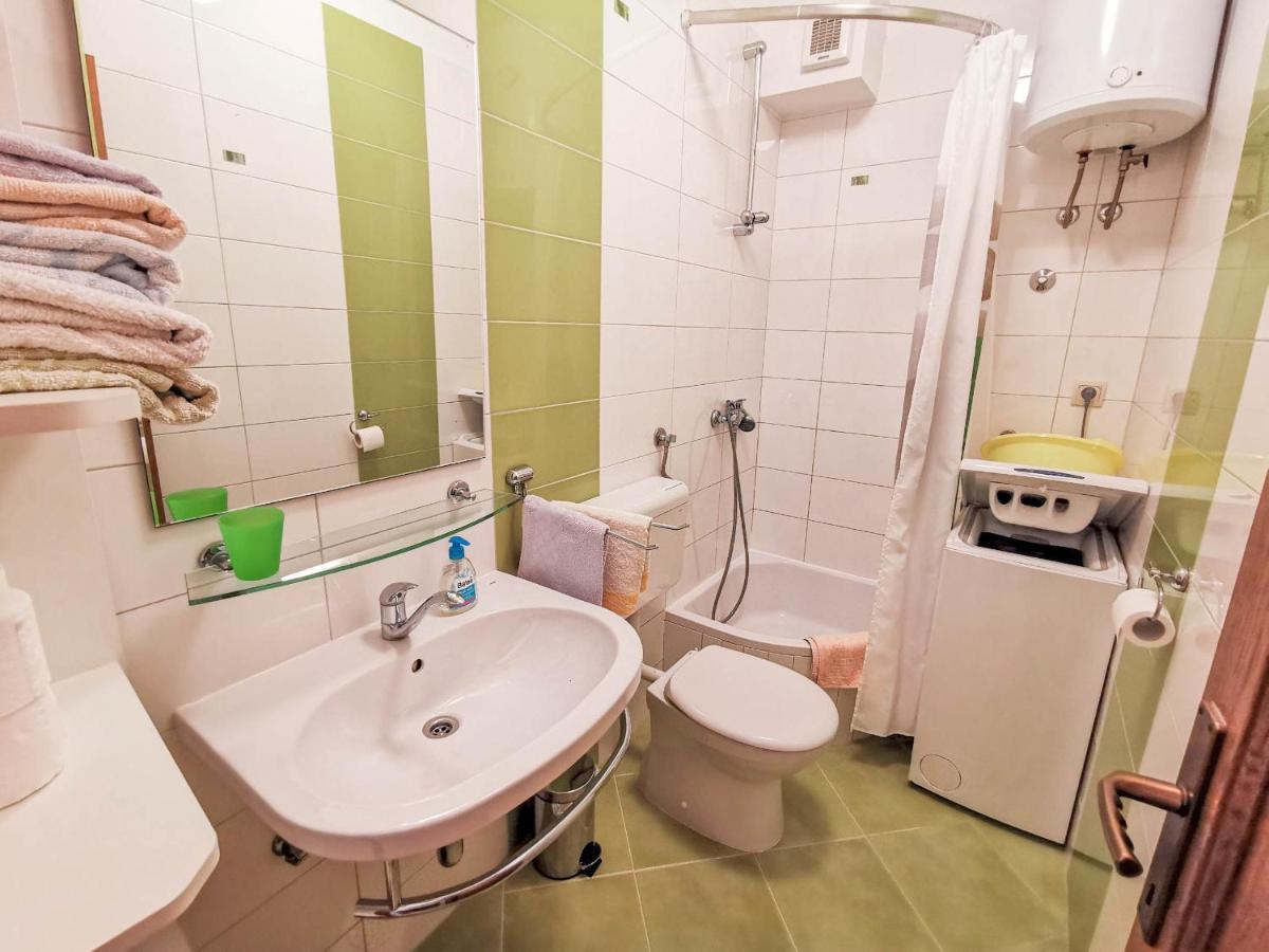 Vukadin Apartament Makarska